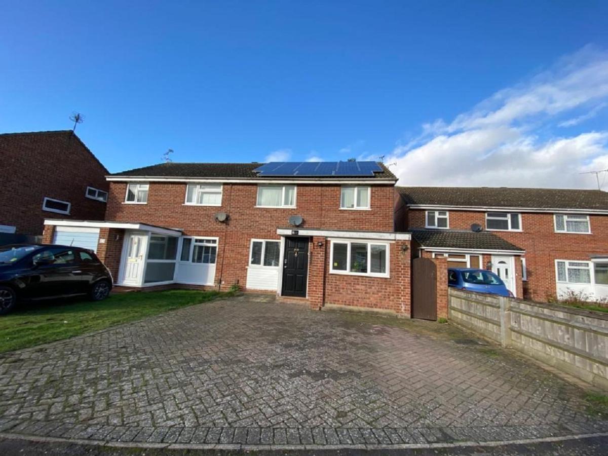 Lovely Homes Aylesbury  Luaran gambar